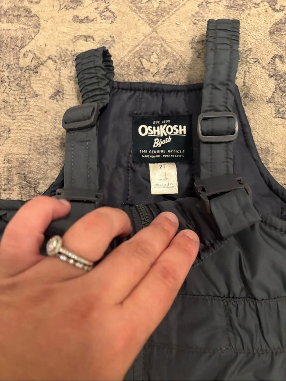 Oshkosh snow bib 2t gray